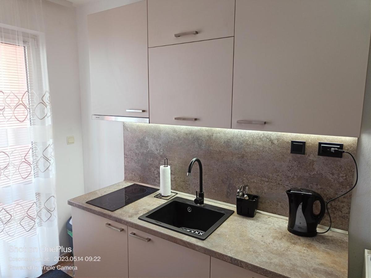 Hotel Moni 85 Family House Sozopol Exterior foto